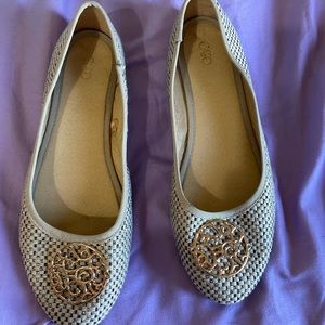 Catos size 10 flats
